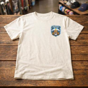 Imagem de Camiseta Masculina Argentina Escudo Futebol Estampa Símbolo Camisa Peito Pequeno Malha...