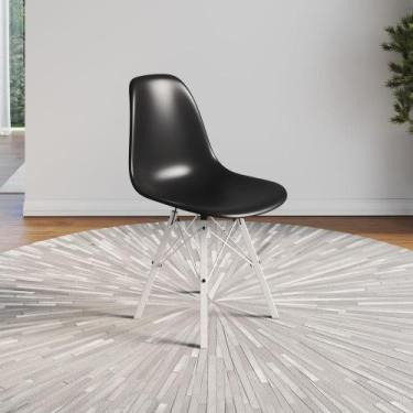 Imagem de Conjunto 4 Cadeiras Eames Tubo Ferro Branco Assento Preto - CASA PRIME