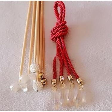 Imagem de Kit Decorativo para Difusor + 6 ou 4 Varetas Decoradas & 2 ou 1 Cordão Com Pingente (6 Varetas 2 Cordões/Vermelho)