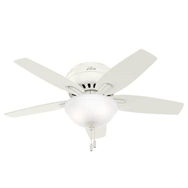 Imagem de Hunter Ventilador de teto interno de 107 cm com luz LED - Ventilador de teto branco com corrente de puxar, para quarto ou sala de estar, suporte de perfil baixo, sem controle remoto, 5 lâminas, inclui