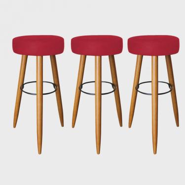 Imagem de Kit 03 Banqueta Alta Lia Para Cozinha Bar Balcão Bistrô Pé Palito Castanho Suede Vermelho - Ahz Móveis