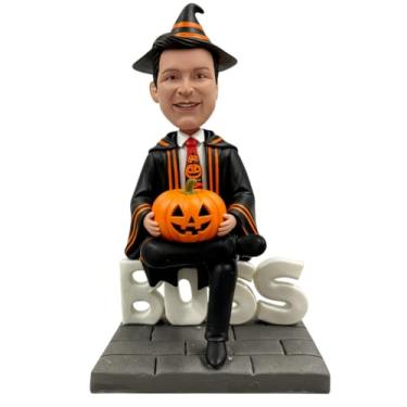 Imagem de Halloween personalizado feito à mão - Bobblehead da sua foto: decoração ideal para mesa e painel de carro, lembrança perfeita de aposentadoria
