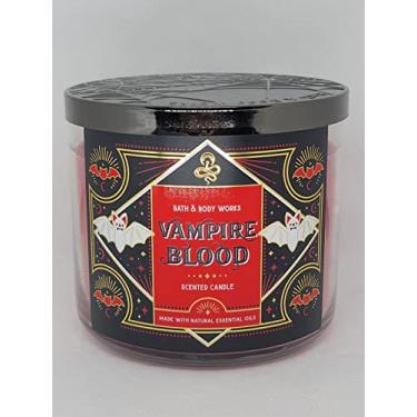 Imagem de Bath & Body Works, Lumânare White Barn cu 3 fitiluri cu uleiuri esențiale - 14,5 oz - Halloween 2021! (Sânge de vampir)