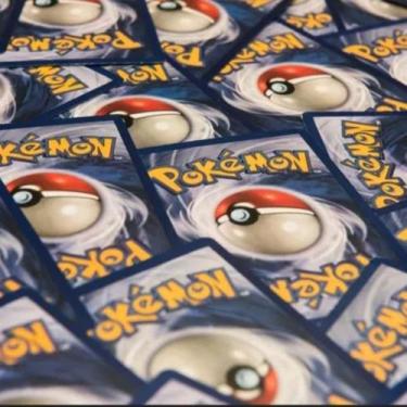 Imagem de Lote 50 Cartas Pokémon Copag com 2 Brilhantes