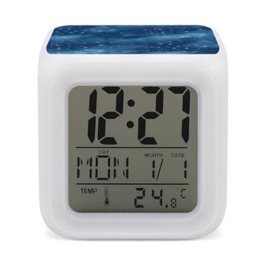 Imagem de RTFGHJS Despertador azul com estrelas colorido despertador pequeno visor LED despertador digital relógio compacto relógio eletrônico para quartos cabeceira mesa prateleira tamanho único