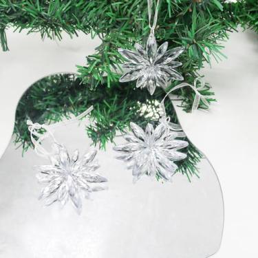 Imagem de Lindos enfeites de floco de neve transparentes, ornamentos de estrela portáteis para decoração de festa interna ao ar livre, cristais pendurados com polígonos e pentagramas para árvore de Natal (6,5