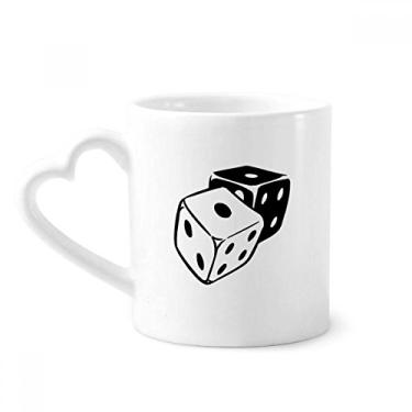 Imagem de Caneca com ilustração de cassino de dados preto e branco café cerâmica copo de coração de vidro