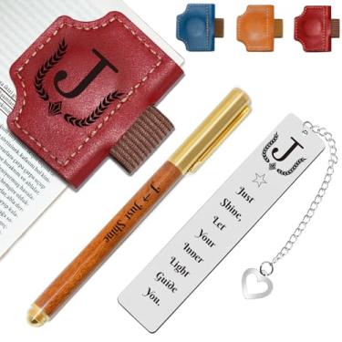 Imagem de Marcador de livro personalizado com suporte de caneta, conjunto de marcadores de livro de couro magnético personalizado com canetas de madeira personalizadas e marcador de livro de metal – para