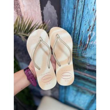 Imagem de Chinelo Havaianas Slim Branca/Dourada, 35/36
