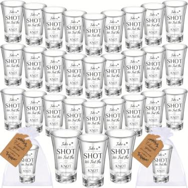 Imagem de Golibra 50 conjuntos de lembrancinhas de vidro acrílico para casamento, copos de plástico transparente com Take a Shot We Tied the Knot Stickers, Thank You Kraft Tags e sacos de organza branca