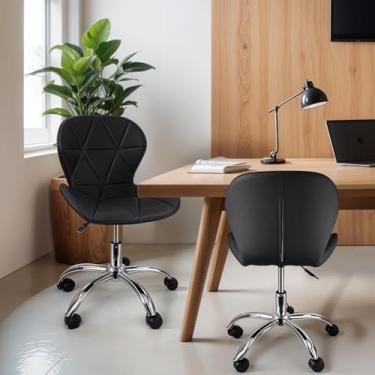 Imagem de Cadeira Office Giratória Estofada em Couro PU com Ajuste de Altura Base Cromada (Preto)