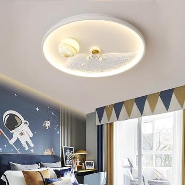 Imagem de Luminária de teto LED criativa de astronauta para quarto infantil, luminária com controle remoto regulável, tipo bola lunar, Ø50cm, perfeita para quartos de meninos e meninas