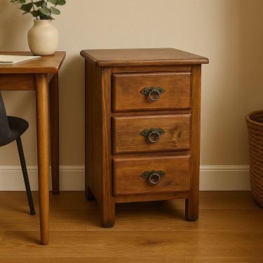 Imagem de Mesa De Cabeceira Rústica De Madeira Com 3 Gavetas – 60cm De Altura