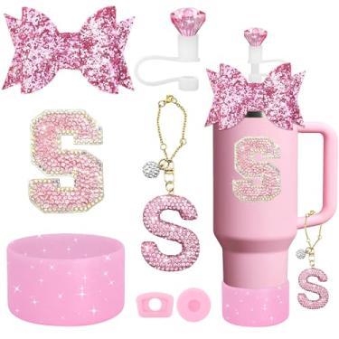 Imagem de YesMvpMvp Conjunto de acessórios de copo Stanley de 7 peças, pingente de letra para copos Stanley, incluindo canudo de diamante, canudo de laço, bota de silicone brilhante para Owala 850 g e 1,134 g