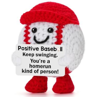 Imagem de BuiltFit Presentes de beisebol de Natal para meninos – Suporte emocional inspirador em crochê, placa de mesa de beisebol para homens, meninos, adolescentes, irmão, filho, treinador universitário, time