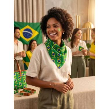 Imagem de Bandana Triangular Brasil Unissex - Loja Comprar e Usar