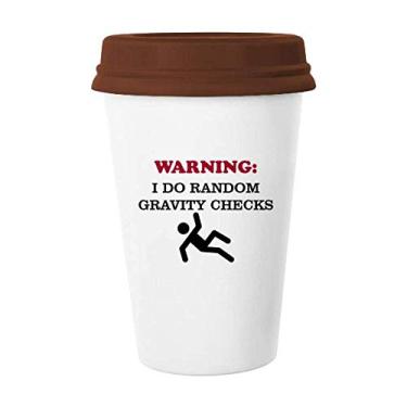 Imagem de Caneca de vidro de cerâmica com detecção de gravidade aleatória para o outono e café