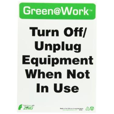 Imagem de Zing Green Products 2038 Placa de plástico reciclado verde no trabalho "Desligar, desconectar equipamento quando não estiver em uso", 35,5 cm de comprimento, 25,4 cm de largura