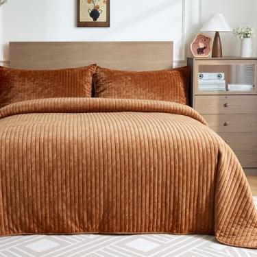 Imagem de Conjunto de colcha de veludo de luxo, tamanho king, 3 peças, macio, aconchegante, listrado, conjunto de edredom com 2 fronhas, colcha leve para todas as estações (laranja queimado, 244 x 274 cm)