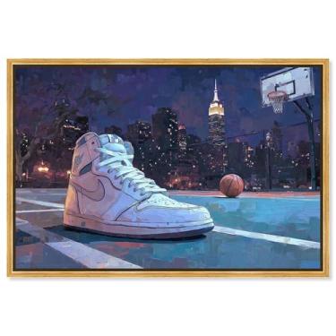 Imagem de NYC Balling at Night Canvas Print Tênis Wall Art por Art Remedy, moldura dourada, 61 x 40 cm