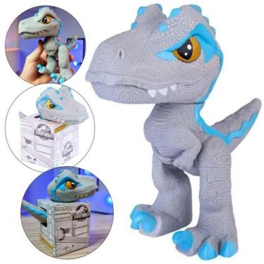 Imagem de Boneco Velociraptor Blue Dinossauro Jurassic World Dino Baby, Azul