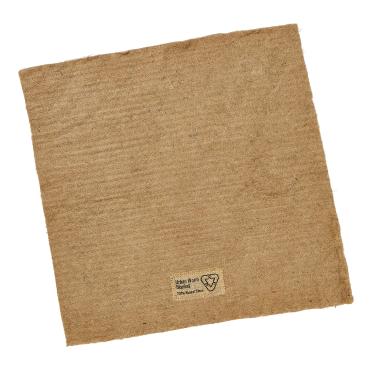 Imagem de Cobertor Urban Worm – Mantém os vermes escuros, úmidos e quentes – pode ser cortado para se ajustar à maioria das caixas de minhocas.