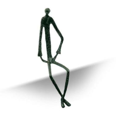 Imagem de Escultura Decorativa Homem Preto Impecavel Luxo - LUXdécor