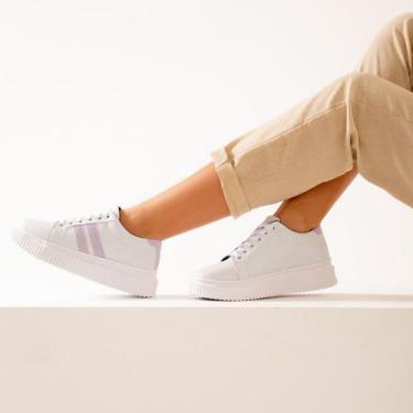 Imagem de Tênis Branco Feminino com Listras Lilás e Sola Plataforma - Fierre, Li