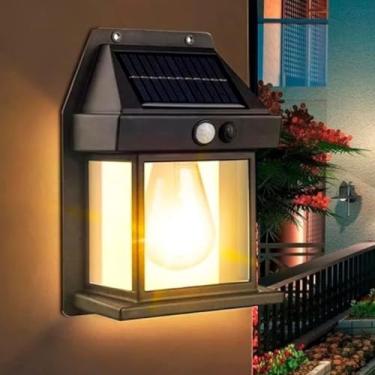 Imagem de Luminária Arandela Solar com Sensor de Movimento e Presença - Lâmpada de Parede LED com 3 Níveis de Luz - Ideal para Iluminação de Jardim, Fachadas, Muro e Área Externa