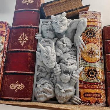 Imagem de Suporte de livro gárgula gótica – Estátua de monstro estilo mármore impressa em 3D, decoração de prateleira de demônio assustador para Halloween, presente de decoração assustador para amantes de