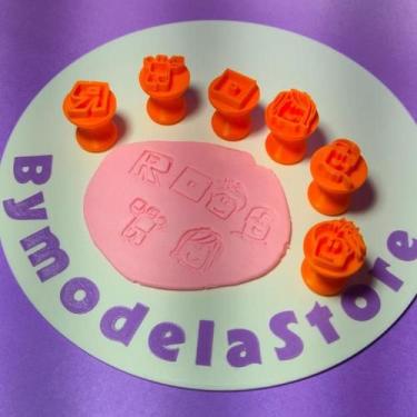 Imagem de Carimbo para Brigadeiros e Docinhos Kit Roblox - BYMODELASTORE