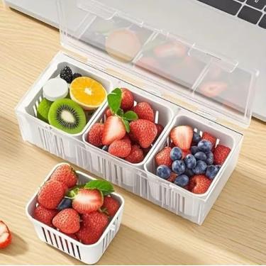 Imagem de Organizador para Geladeira com Tampa e 3 Divisórias Removíveis – Caixa Transparente com Cestos Vazados para Frutas, Snacks, Temperos, Legumes, Alimentos diversos