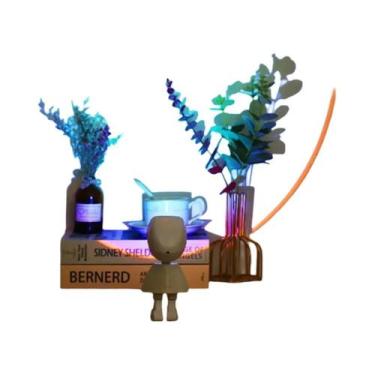 Imagem de Luz Noturna Recarregável De Robô Astronauta Com Projeção De Arco-Íris 