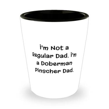 Imagem de Presentes perfeitos para cães Doberman Pinscher, I'm Not a Regular Dad. I'm a Doberman, presentes inadequados de copo de Natal para amantes de animais de estimação