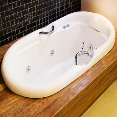 Imagem de Banheira de Hidromassagem Ouro Fino Acrilnew SemiOval Premium 1,56m x 85cm x 53cm 05 Jatos