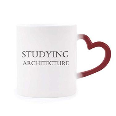 Imagem de Caneca de grés sensível ao calor com frases curtas estudando arquitetura vermelha que muda de cor
