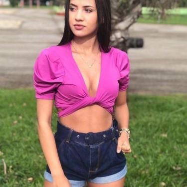 Imagem de Cropped multiformas feminino manga curta bufante - Filó Modas, g, Bran