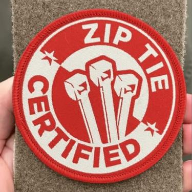 Imagem de Patch de moral engraçado certificado com fecho de correr – Remendo de bordado tático para equipamentos militares, mochilas, bonés de beisebol de operador, porta-placas e coletes - adesivos de moral