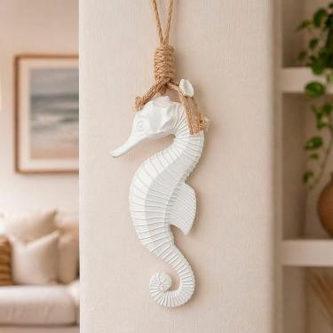 Imagem de Pendente de Decoração Cavalo Marinho para Casa de Praia em MDF 45cm Branco