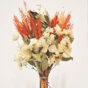 Imagem de Buquê de flores desidratadas capim laranja