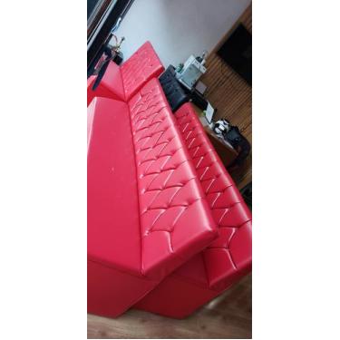 Imagem de Poltrona booth super luxo 2,80cm vermelha 5 lugares - O REI DAS POLTRO