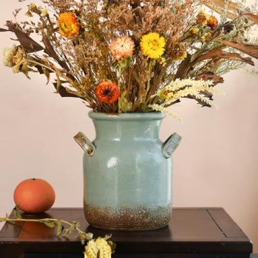 Imagem de Quoowiit Vaso rústico de cerâmica, vasos de flores decorativos envelhecidos para decoração de casa, decoração de prateleira ideal, vaso boho verde para sala de estar, quarto, cozinha, escritório