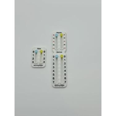 Imagem de Marcador de pontuação de tênis universal para padel, pickleball e tênis - Contador de placar leve com adesivo 3M e pulseira de silicone, botões deslizantes suaves para rastreamento preciso de pontos