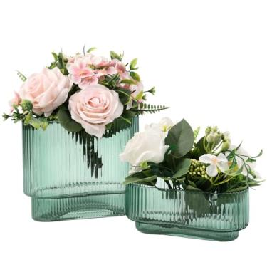 Imagem de YANWE1 Vasos curtos de vidro, conjunto de 2 vasos de vidro verde para tulipas, vaso canelado para flores, pequeno vaso moderno para sala de estar, sala de jantar, banheiro, mesa, prateleira, casamento