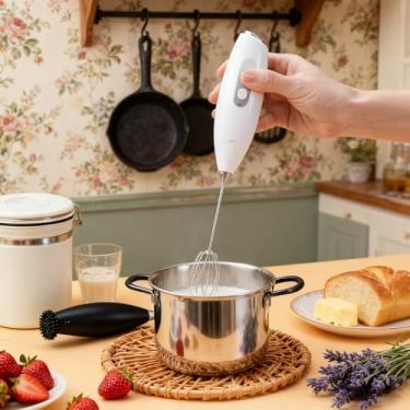 Imagem de 1 varinha de espumador de leite portátil, misturador de bebidas de aço inoxidável, mini máquina de espuma para lates, cappuccino, matcha e chocolate quente