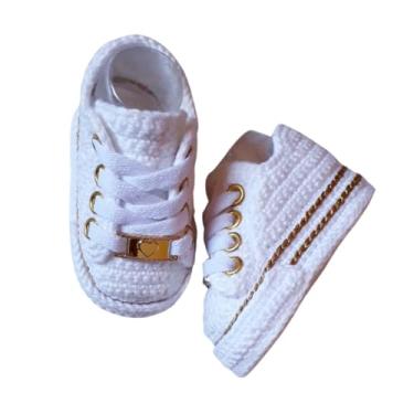 Imagem de Tênis de Bebê em Crochê, Sapatinho Branco com Detalhes Dourados, Cadarço Trançado,feito a mão, 100% Algodão, idade de 0 a 12 meses (Branco e Dourado M, BR, Bebê, Alfa, M)