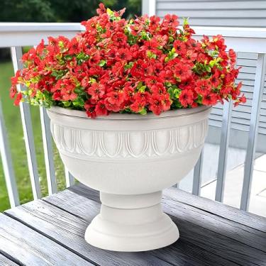 Imagem de Khyxvbcd Flores artificiais para decoração de casa de jardim interno ao ar livre, margarida de flor sintética com folhas de eucalipto, plantas falsas, vegetação, buxo, varanda, pátio, 12 pacotes