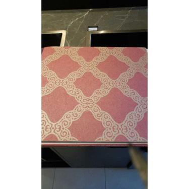 Imagem de Papel De Parede Lavável Vermelho Com Arabesco Dourado