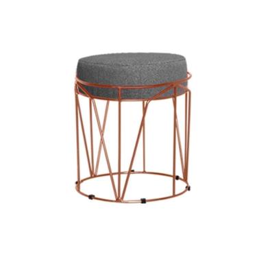 Imagem de Puff Aramado Babu Com Armação Bronze Estofado Em Linho