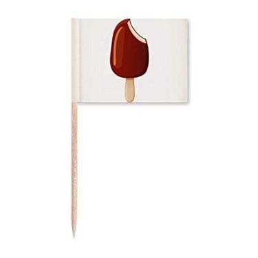 Imagem de Decoração de festa com estampa de picolé, sorvete doce, bandeiras de palito